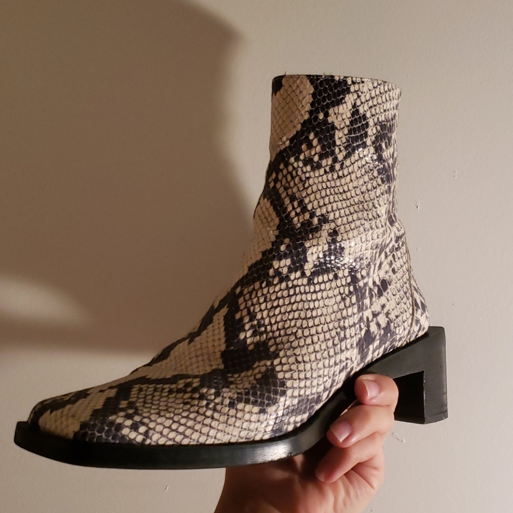 Snakeprint Booties - Picture 2 of 5